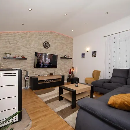 Apartment Fina